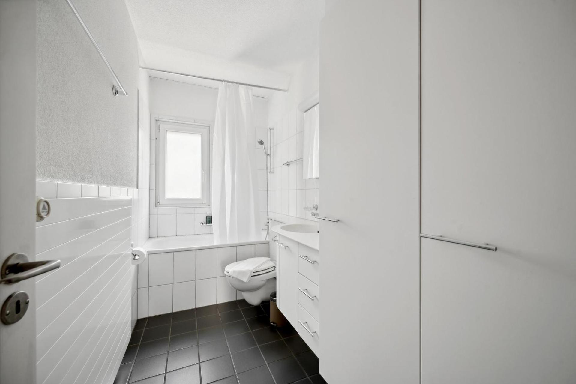 Comfortable Stay In Oerlikon 20 Minutes Away From Zurich Airport Buitenkant foto